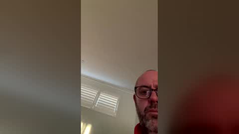 Snapshot of garret96 chatting on 12/20/25, 09:33 garret96 online show from 12/20/25, 09:33