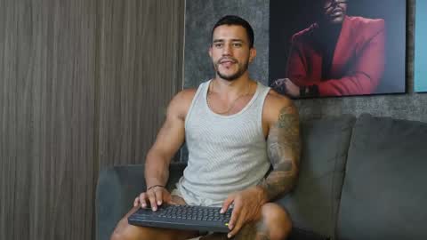 Snapshot of garret_alvin_ chatting on 06/07/26, 05:00 Garret online show from 06/07/26, 05:00