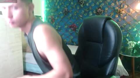 garuo_18 online show from 11/20/25, 03:07