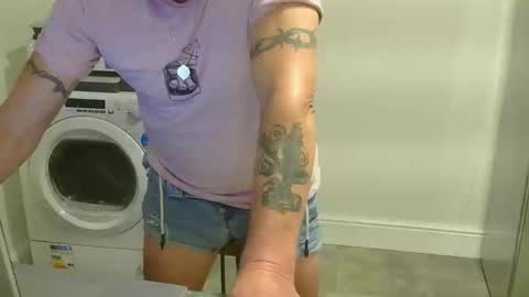 Gaz online show from 10/03/25, 07:44