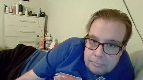 Snapshot of garyg930 chatting on 01/13/25, 12:41 Gary online show from 01/13/25, 12:41