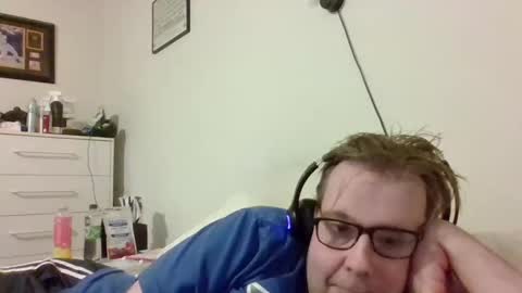 Gary online show from 10/29/25, 04:04