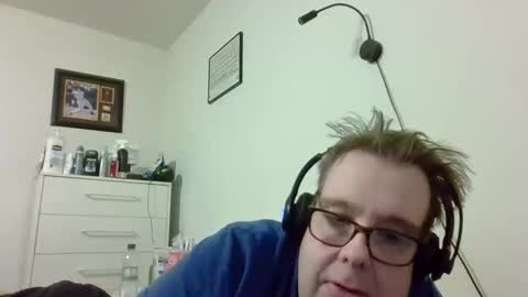 Gary online show from 11/19/25, 04:34