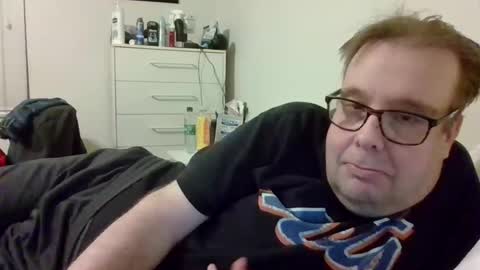 Gary online show from 12/16/25, 03:22