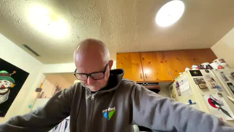 marvin pumpt online show from 09/21/25, 04:30