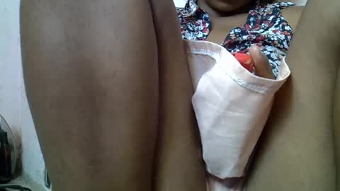 Snapshot of gasielah chatting on 02/09/25, 12:52 gasielah online show from 02/09/25, 12:52