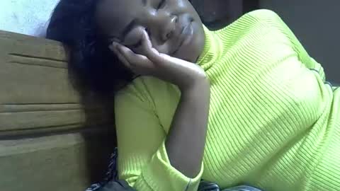 gasielah online show from 11/08/25, 07:01