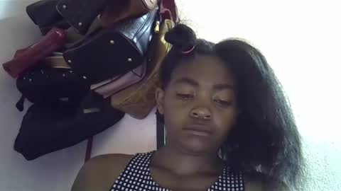 gasielah online show from 12/14/25, 04:01