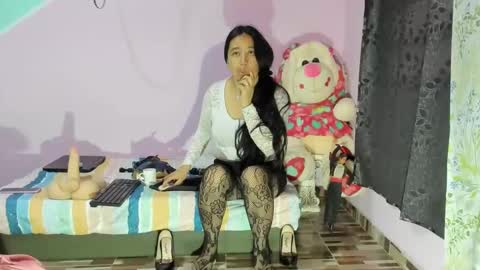 Snapshot of gaticahot001 chatting on 01/17/25, 11:17 Diana online show from 01/17/25, 11:17