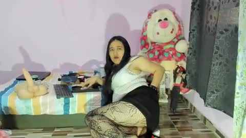 Snapshot of gaticahot001 chatting on 01/17/25, 07:49 Diana online show from 01/17/25, 07:49