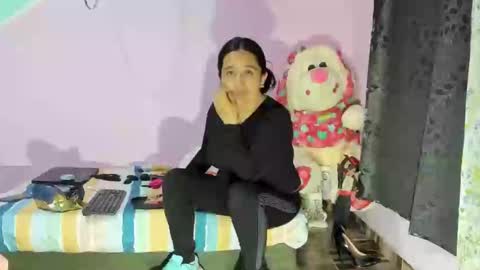 Snapshot of gaticahot001 chatting on 01/19/25, 02:04 Diana online show from 01/19/25, 02:04