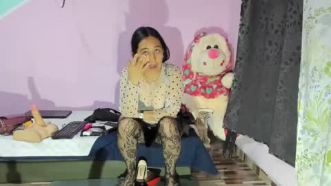 Snapshot of gaticahot001 chatting on 01/25/25, 11:13 Diana online show from 01/25/25, 11:13