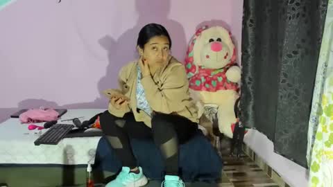 Snapshot of gaticahot001 chatting on 01/27/25, 12:33 Diana online show from 01/27/25, 12:33