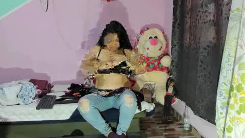 Snapshot of gaticahot001 chatting on 01/27/25, 08:07 Diana online show from 01/27/25, 08:07