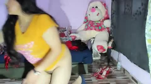 Snapshot of gaticahot001 chatting on 01/30/25, 09:36 Diana online show from 01/30/25, 09:36