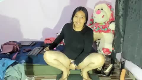 Snapshot of gaticahot001 chatting on 02/04/25, 12:29 Diana online show from 02/04/25, 12:29