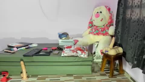 Snapshot of gaticahot001 chatting on 02/12/25, 11:51 Diana online show from 02/12/25, 11:51