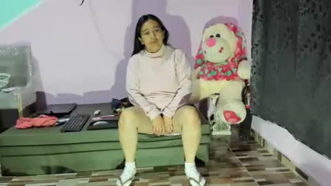 Snapshot of gaticahot001 chatting on 02/15/25, 09:49 Diana online show from 02/15/25, 09:49