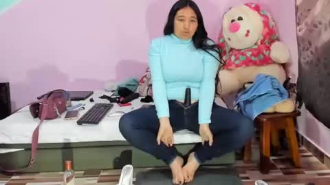 Snapshot of gaticahot001 chatting on 02/28/25, 03:26 Diana online show from 02/28/25, 03:26