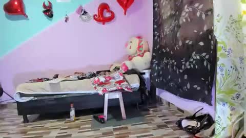 Snapshot of gaticahot001 chatting on 10/28/25, 11:58 Diana online show from 10/28/25, 11:58