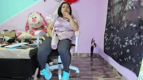 Snapshot of gaticahot001 chatting on 11/07/25, 09:04 Diana online show from 11/07/25, 09:04