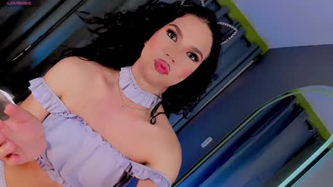 Vnecis Marn online show from 01/05/25, 02:41