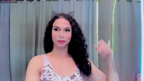 Vnecis Marn online show from 03/05/25, 10:44