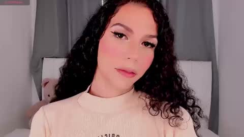 Vnecis Marn online show from 09/16/25, 11:22