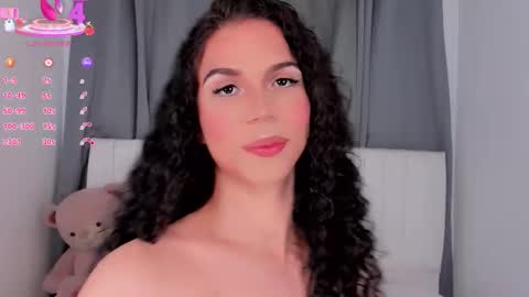 Vnecis Marn online show from 10/21/25, 06:52