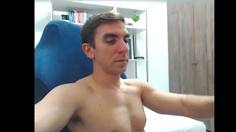 Snapshot of gatosarado23 chatting on 09/28/25, 06:52 gatosarado23 online show from 09/28/25, 06:52