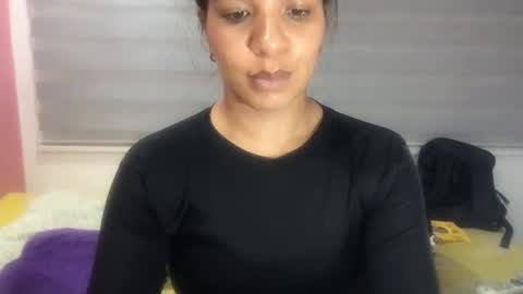 Snapshot of gatubelahotxxx chatting on 09/15/25, 11:38 gatubelahotxxx online show from 09/15/25, 11:38