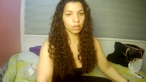 Snapshot of gatubelahotxxx chatting on 04/05/26, 12:19 gatubelahotxxx online show from 04/05/26, 12:19