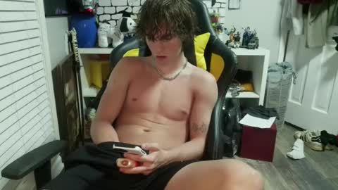 Snapshot of gavatr0n chatting on 07/01/26, 05:20 gavatr0n online show from 07/01/26, 05:20