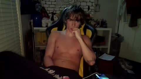 Snapshot of gavatr0n chatting on 07/04/26, 05:13 gavatr0n online show from 07/04/26, 05:13