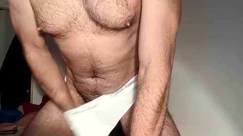 gay_pole online show from 10/31/25, 08:54