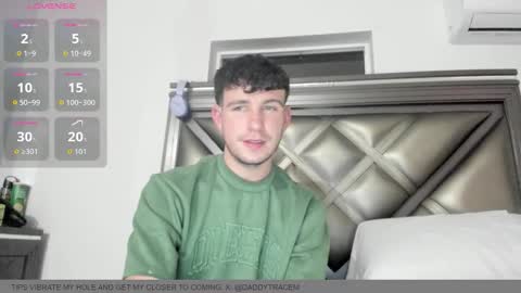 Snapshot of gayndepressed chatting on 02/18/26, 01:12 Trace online show from 02/18/26, 01:12