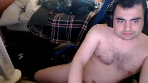 Snapshot of gaytoilet92 chatting on 04/20/26, 10:22 gaytoilet92 online show from 04/20/26, 10:22