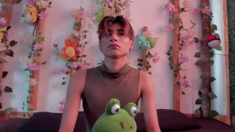 HAN online show from 11/30/25, 02:54