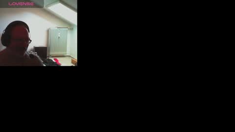 Snapshot of gbstoni chatting on 06/30/26, 10:49 gbstoni online show from 06/30/26, 10:49