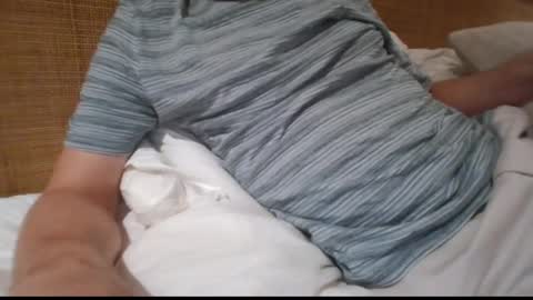 Snapshot of gccurious76 chatting on 02/18/25, 01:22 GCGuy online show from 02/18/25, 01:22