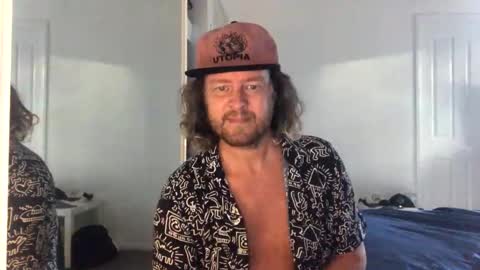 gcsurfer81 online show from 03/02/26, 07:15