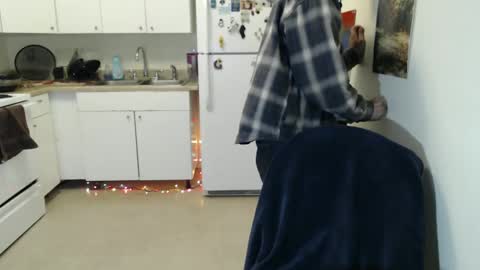 Snapshot of gdanch chatting on 01/01/25, 03:03 G online show from 01/01/25, 03:03