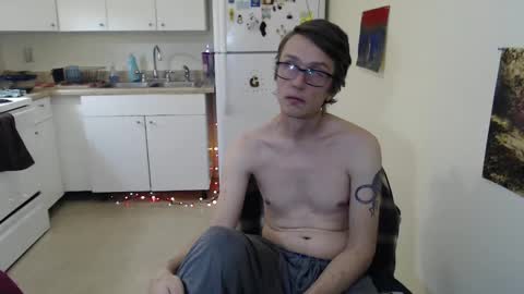 Snapshot of gdanch chatting on 01/03/25, 11:23 G online show from 01/03/25, 11:23