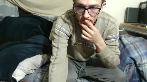 Snapshot of gdanch chatting on 01/31/25, 01:12 G online show from 01/31/25, 01:12