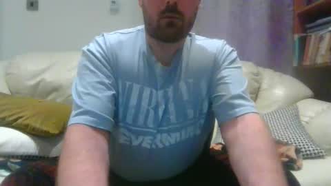 Snapshot of gebbeth chatting on 05/15/26, 06:09 gebbeth online show from 05/15/26, 06:09
