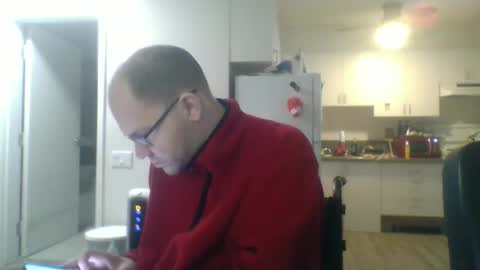 Snapshot of geekgamer41 chatting on 12/21/25, 10:06 geekgamer41 online show from 12/21/25, 10:06