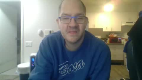 Snapshot of geekgamer41 chatting on 02/18/26, 04:19 geekgamer41 online show from 02/18/26, 04:19