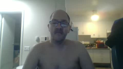 Snapshot of geekgamer41 chatting on 02/22/26, 11:03 geekgamer41 online show from 02/22/26, 11:03