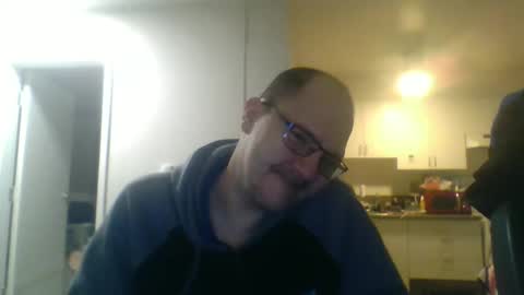 Snapshot of geekgamer41 chatting on 02/24/26, 01:14 geekgamer41 online show from 02/24/26, 01:14