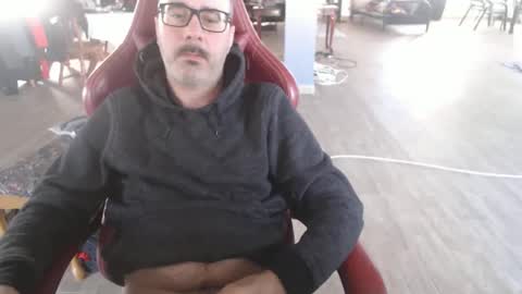 Snapshot of geequality99 chatting on 02/25/26, 11:09 geequality99 online show from 02/25/26, 11:09